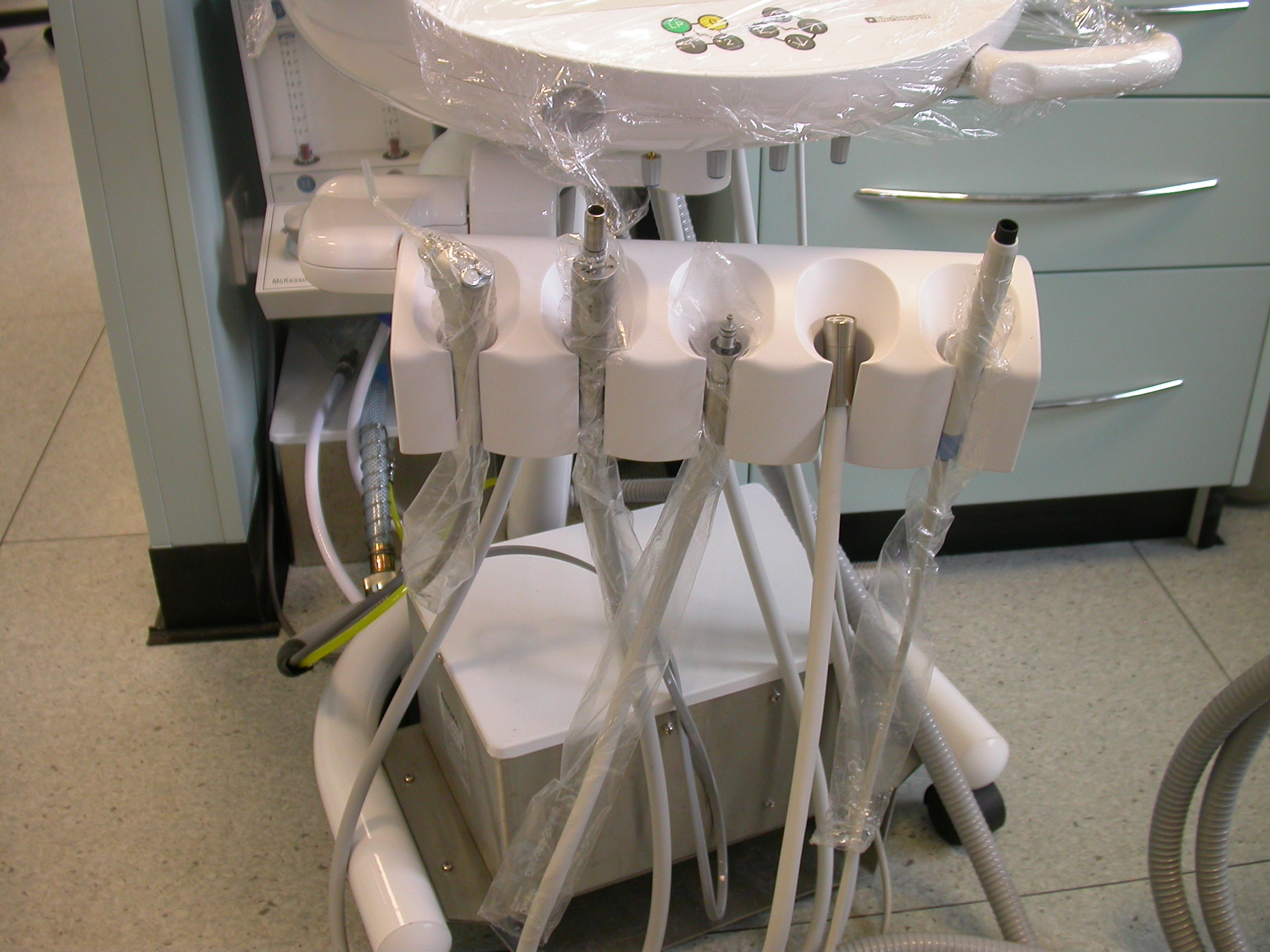 8. Dentist Bracket Table