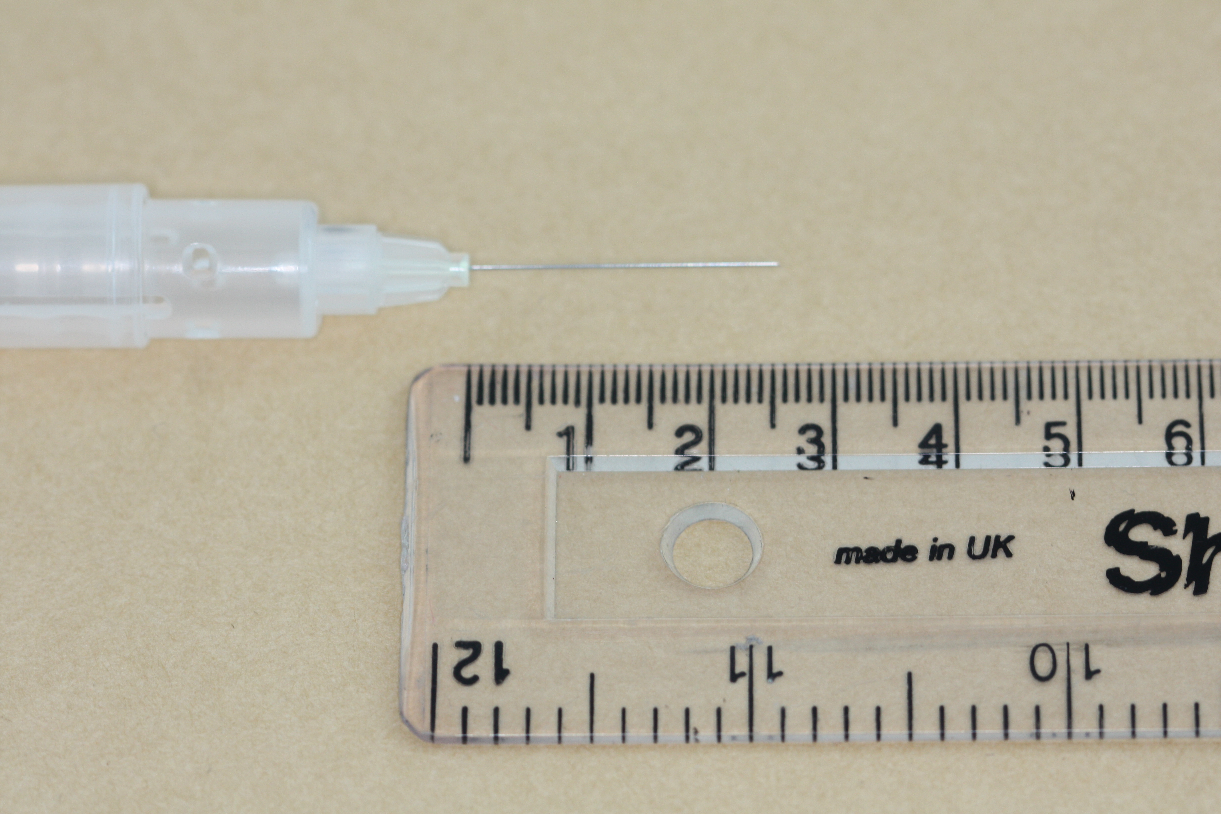 17 - Close-up of needle